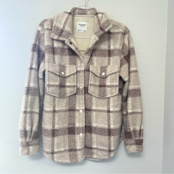 Abercrombie Plaid Sherpa Fuzzy Shacket Size Small - Picture 1 of 3